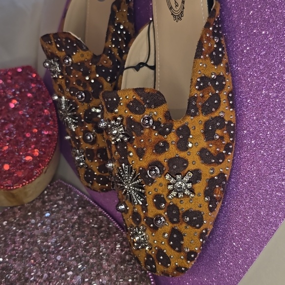 Atalina ❤️NWT❤️ Leopard Sparkly Studded & Embellished Size 7 Mules!❤️❤️❤️ - Picture 8 of 11